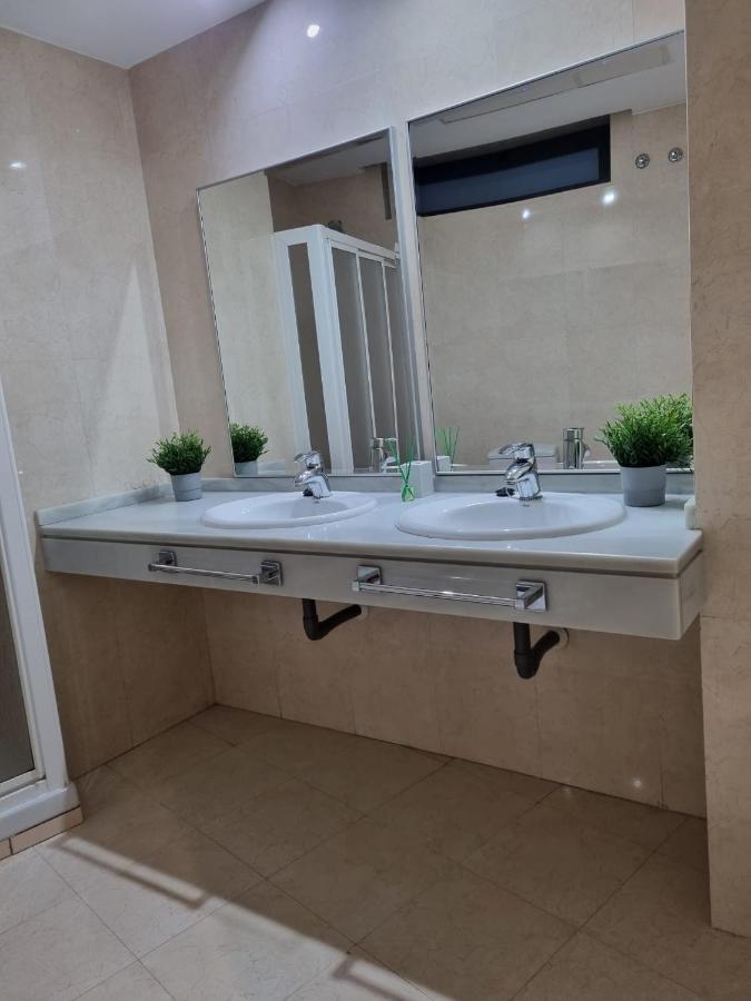 San Bernardo Family Apartment Séville Extérieur photo