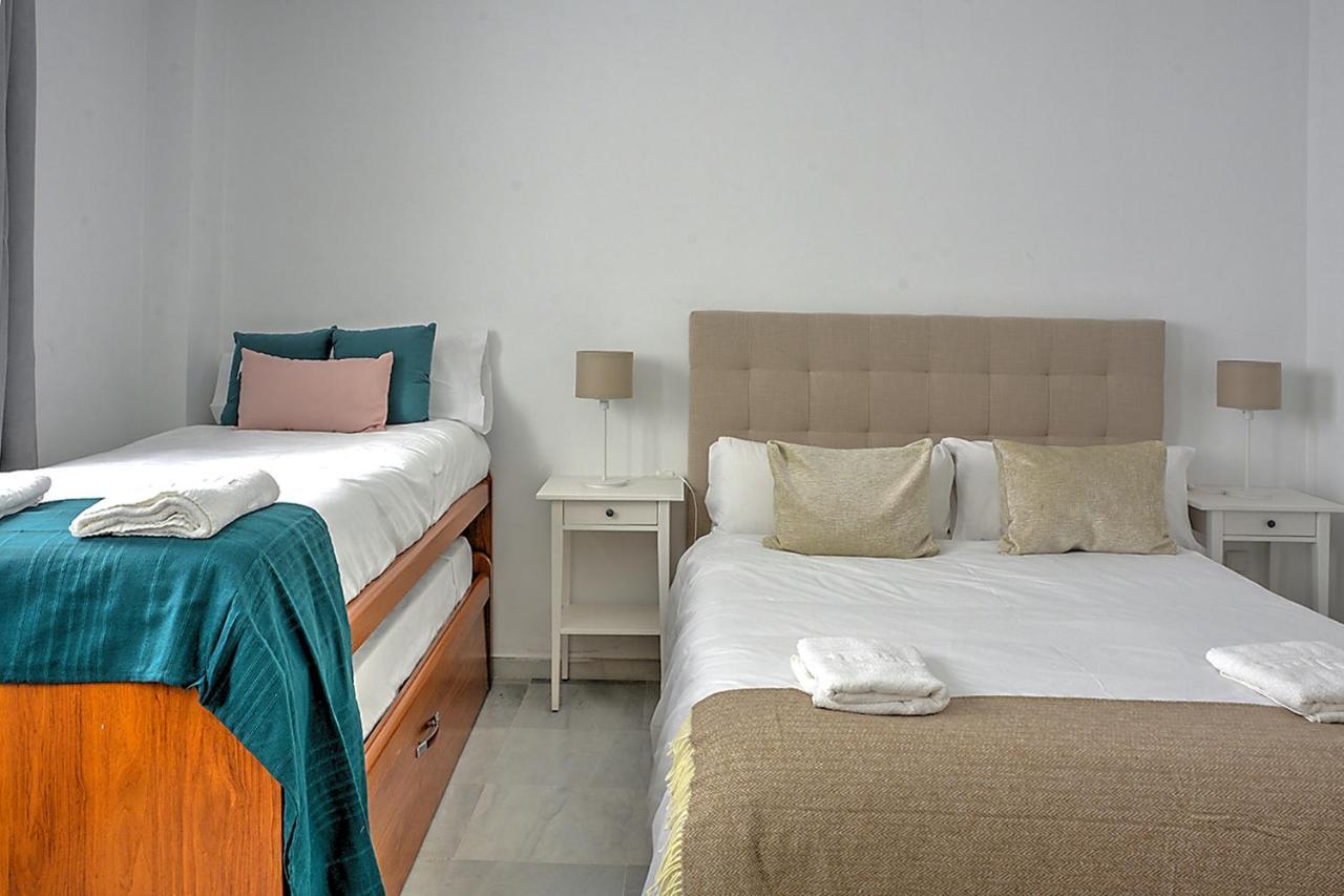 San Bernardo Family Apartment Séville Extérieur photo